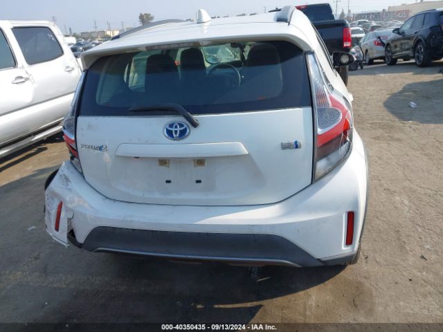JTDKDTB3XJ1605371 Toyota Prius C One
