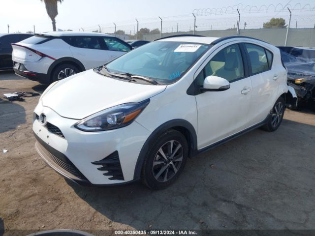 JTDKDTB3XJ1605371 Toyota Prius C One