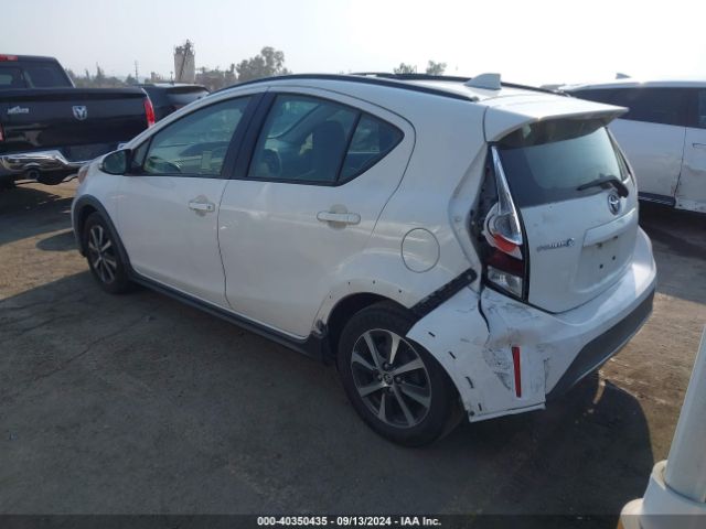 JTDKDTB3XJ1605371 Toyota Prius C One
