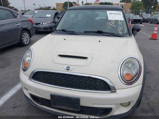 2011 MINI COOPER S WMWSV3C56BTY15112 Photo 5