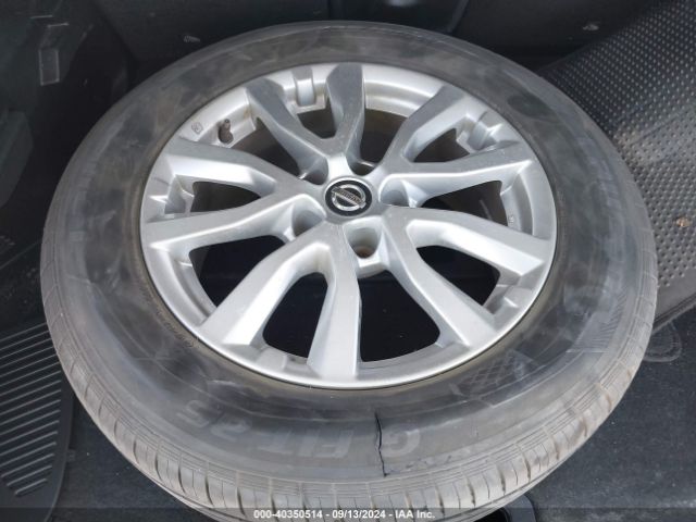 5N1AT2MT1KC768658 Nissan ROGUE SV
