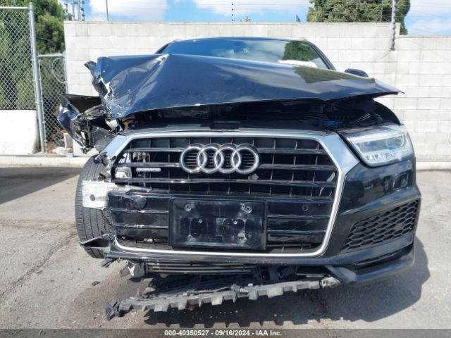 WA1JCCFS3JR020241 Audi Q3 2.0t Premium/2.0t Sport Premium