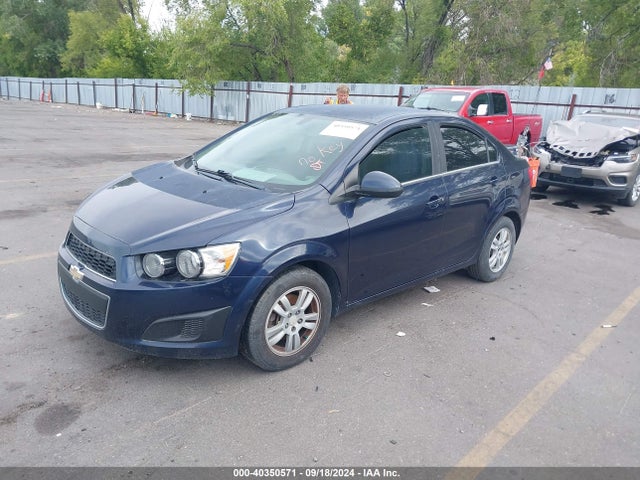 Chevrolet Sonic Lt Auto 2016 1G1JC5SG1G4146714 Image 2
