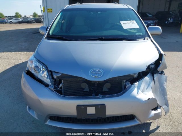 5TDKZ3DC4HS773762 Toyota Sienna Le 8 Passenger