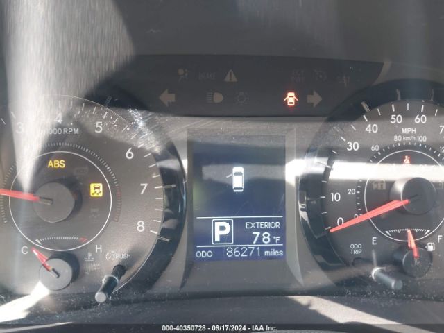 5TDKZ3DC4HS773762 Toyota Sienna Le 8 Passenger