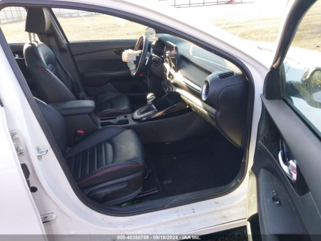 3KPF44AC3PE570185 KIA FORTE GT