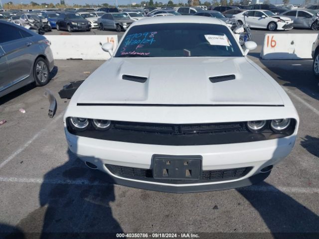 2C3CDZAG1KH500415 Dodge Challenger Sxt