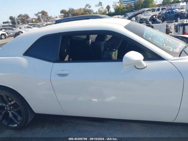 2C3CDZAG1KH500415 Dodge Challenger Sxt