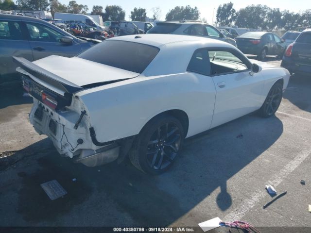 2C3CDZAG1KH500415 Dodge Challenger Sxt