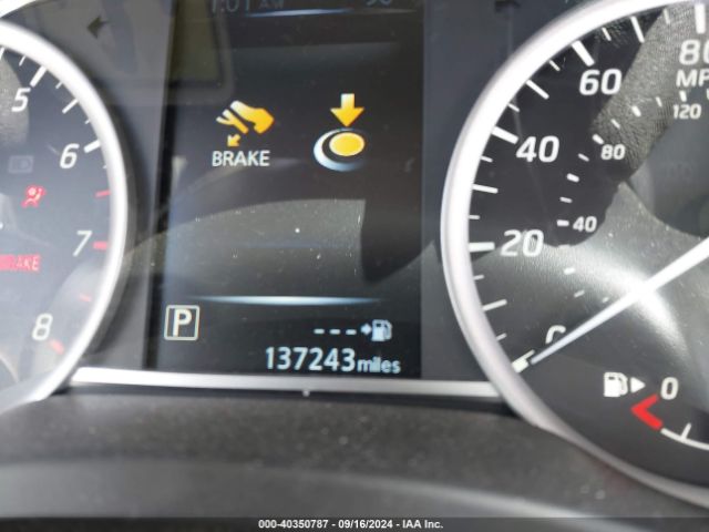 3N1AB7AP0HY318742 Nissan SENTRA SV