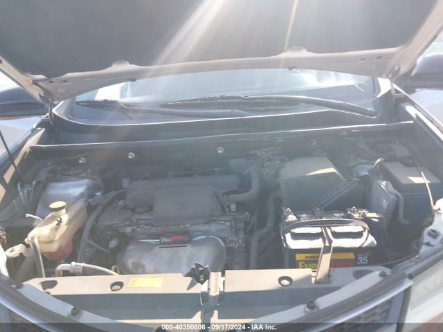 Toyota RAV4 LE 2014 2T3ZFREV2EW078667 Image 10