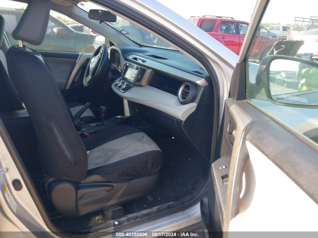 Toyota RAV4 LE 2014 2T3ZFREV2EW078667 Image 5