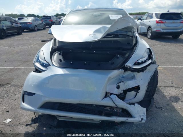 7SAYGDEE2PA075160 Tesla Model Y