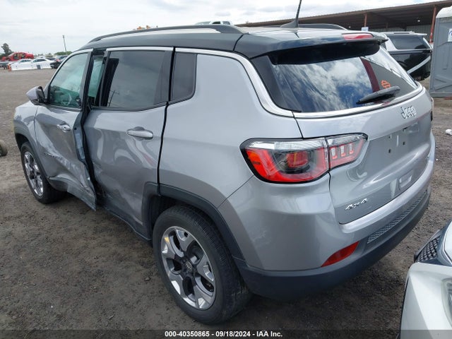 3C4NJDCBXJT104930 Jeep Compass Limited 4x4