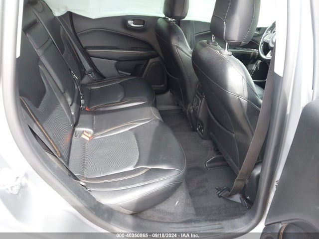 3C4NJDCBXJT104930 Jeep Compass Limited 4x4