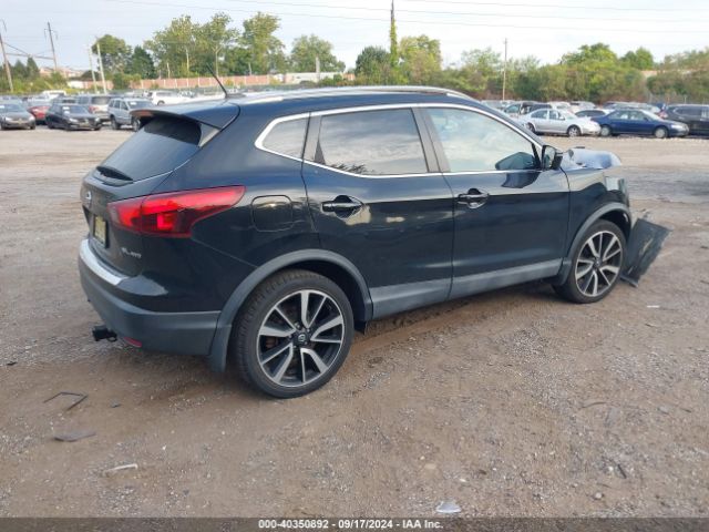 JN1BJ1CR5HW130020 Nissan Rogue Sport Sl