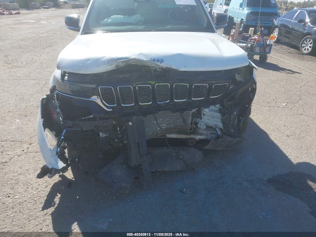 1C4RJYB68N8716738 Jeep Grand Cherokee 4xe Limited 4x4