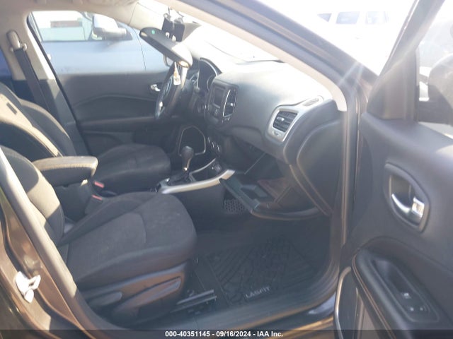3C4NJCAB3JT272194 Jeep Compass Sport Fwd