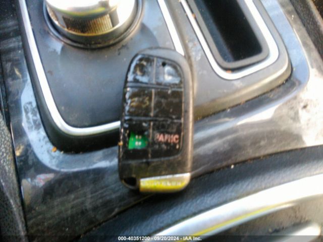 2C3CCAAG3FH792059 Chrysler 300 Limited