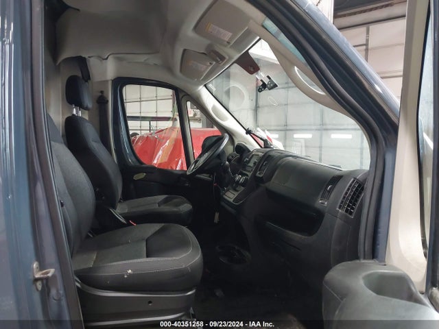 3C6URVJG1KE564371 RAM Promaster 3500 Cargo Van High Roof 159 Wb Ext