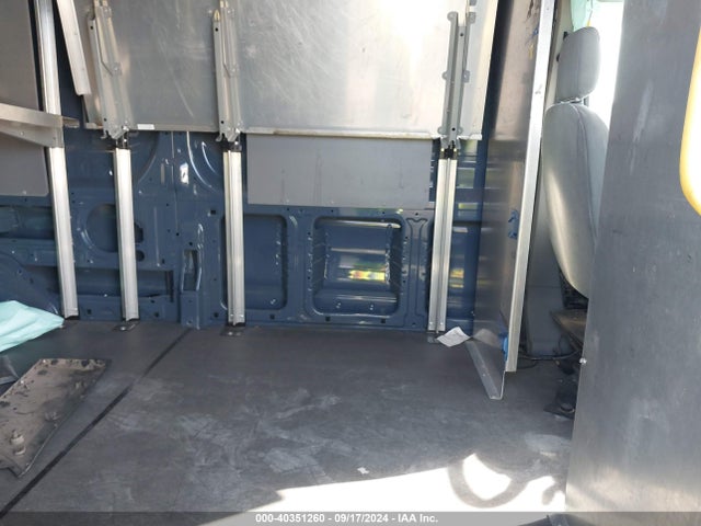 Ford Transit-250 2019 1FTYR3XM4KKB33922 Image 7
