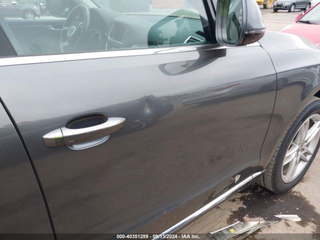 WA1LFAFP6FA117696 Audi Q5 2.0t Premium