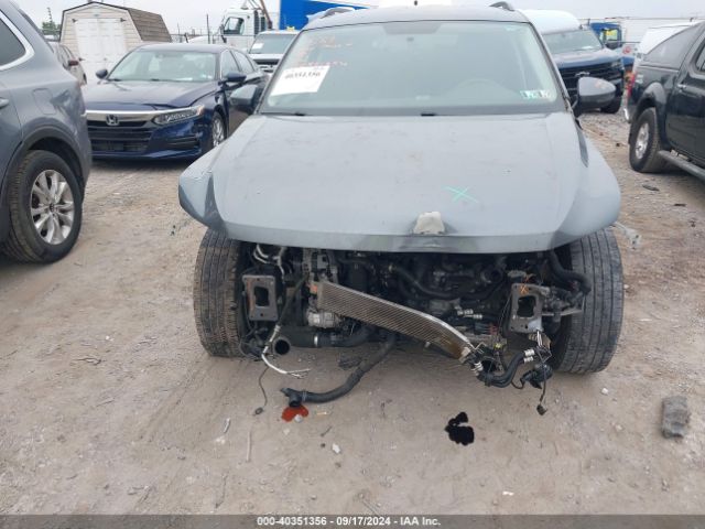 3VV0B7AX8JM108395 Volkswagen Tiguan 2.0t S