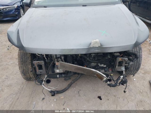 3VV0B7AX8JM108395 Volkswagen Tiguan 2.0t S