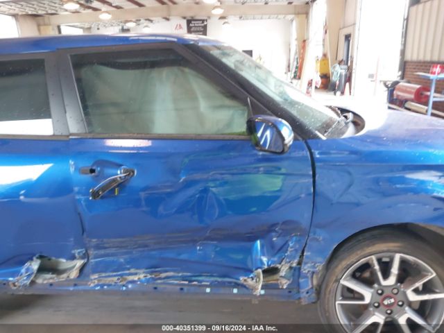 KNDJ63AU7L7050928 KIA Soul Gt-line