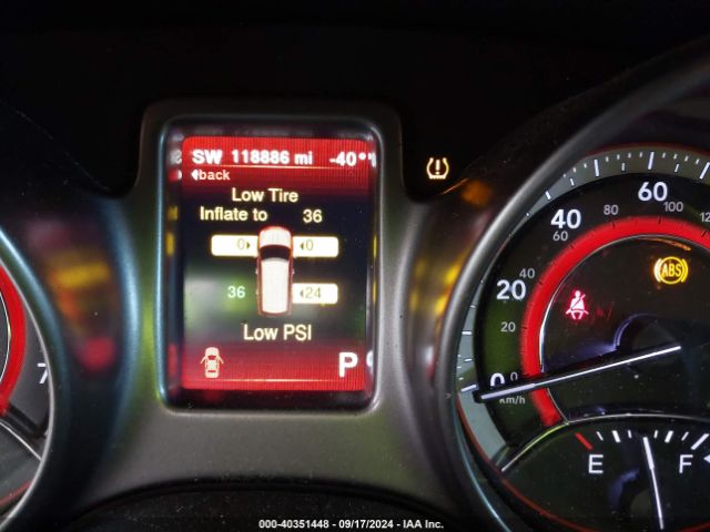 3C4PDCGG1JT490086 Dodge Journey Crossroad