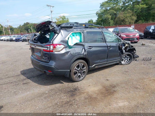 4S4WMASD2P3420447 Subaru Ascent Limited 7-passenger