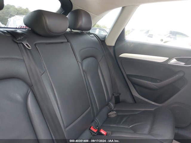 WA1EFCFS8FR013625 Audi Q3 2.0t Premium Plus