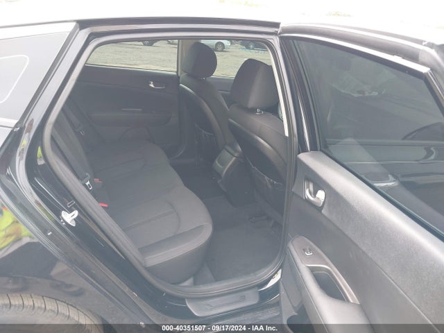 KIA Optima Lx 2016 5XXGT4L30GG074076 Image 8
