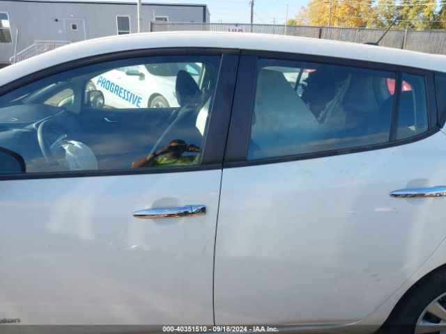 1N4AZ0CP9GC311377 Nissan LEAF S
