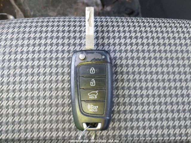 KM8K12AA3LU445382 Hyundai Kona Se