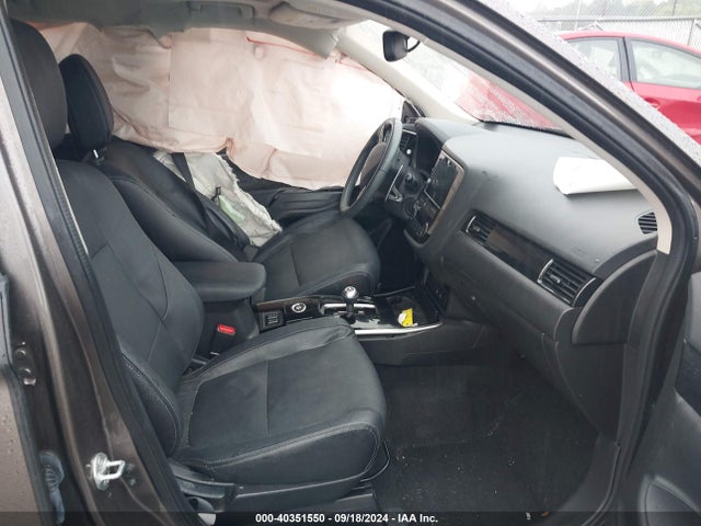 2018 MITSUBISHI OUTLANDER JA4JZ4AX8JZ045465 Photo 4