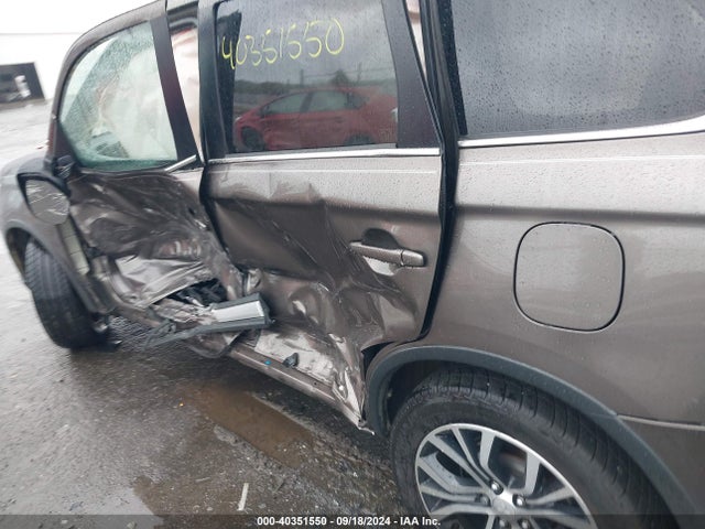 2018 MITSUBISHI OUTLANDER JA4JZ4AX8JZ045465 Photo 5