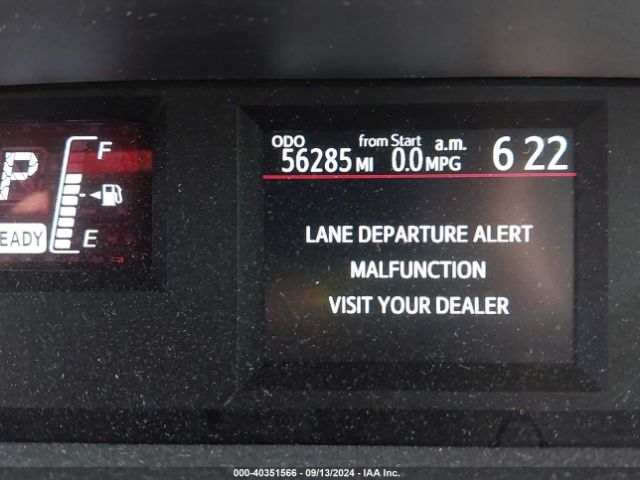 JTDKDTB33G1117887 Toyota Prius C Three