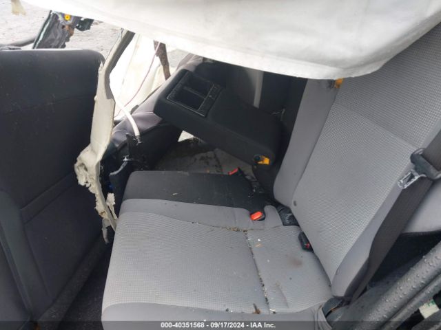 JTMWFREV4HJ701535 Toyota Rav4 Xle