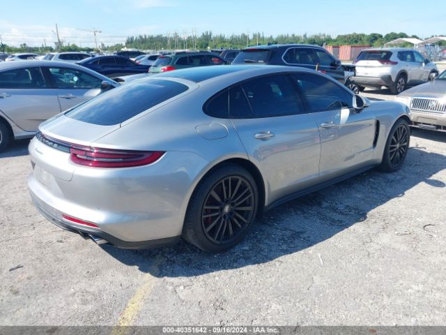 WP0AA2A72LL104131 Porsche PANAMERA 4
