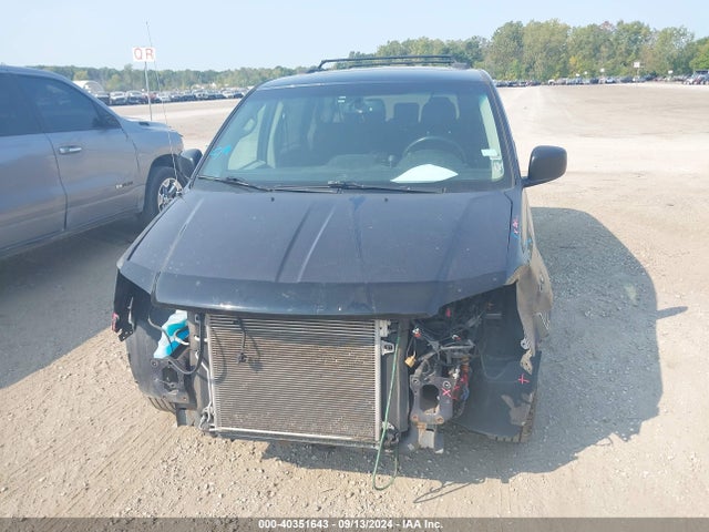 2C4RDGBG4ER140130 Dodge Grand Caravan Se/sxt