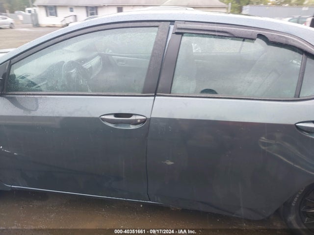 Toyota COROLLA LE 2015 2T1BURHE0FC432572 Image 14