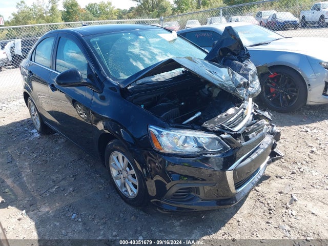 Chevrolet Sonic Lt Auto 2017 1G1JD5SH1H4131637 Image 1