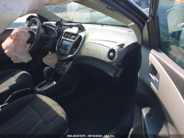 Chevrolet Sonic Lt Auto 2017 1G1JD5SH1H4131637 Image 5