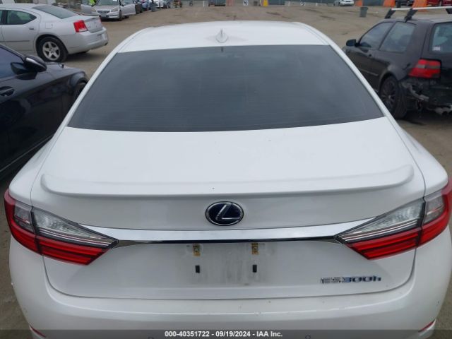 JTHBW1GG3J2185648 Lexus ES 300H