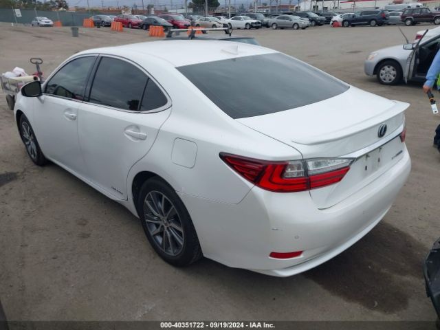 JTHBW1GG3J2185648 Lexus ES 300H