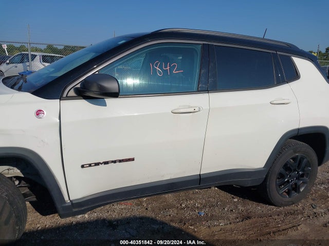 Jeep Compass Trailhawk 4x4 2019 3C4NJDDBXKT739565 Image 14