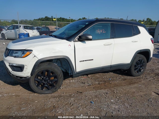 3C4NJDDBXKT739565 Jeep Compass Trailhawk 4x4