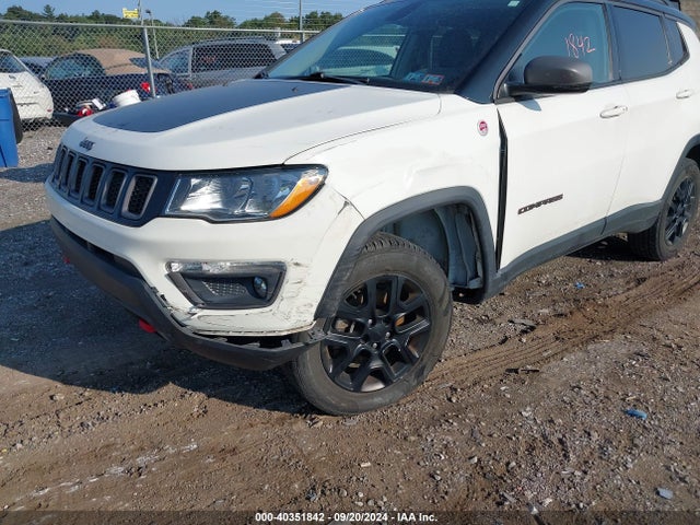 3C4NJDDBXKT739565 Jeep Compass Trailhawk 4x4