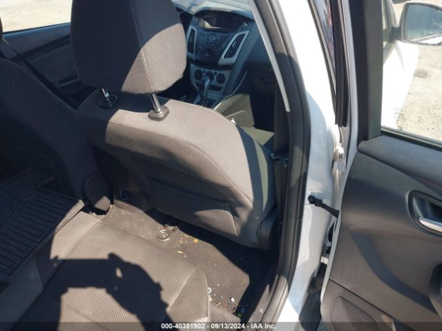 1FADP3K26EL427076 Ford FOCUS SE